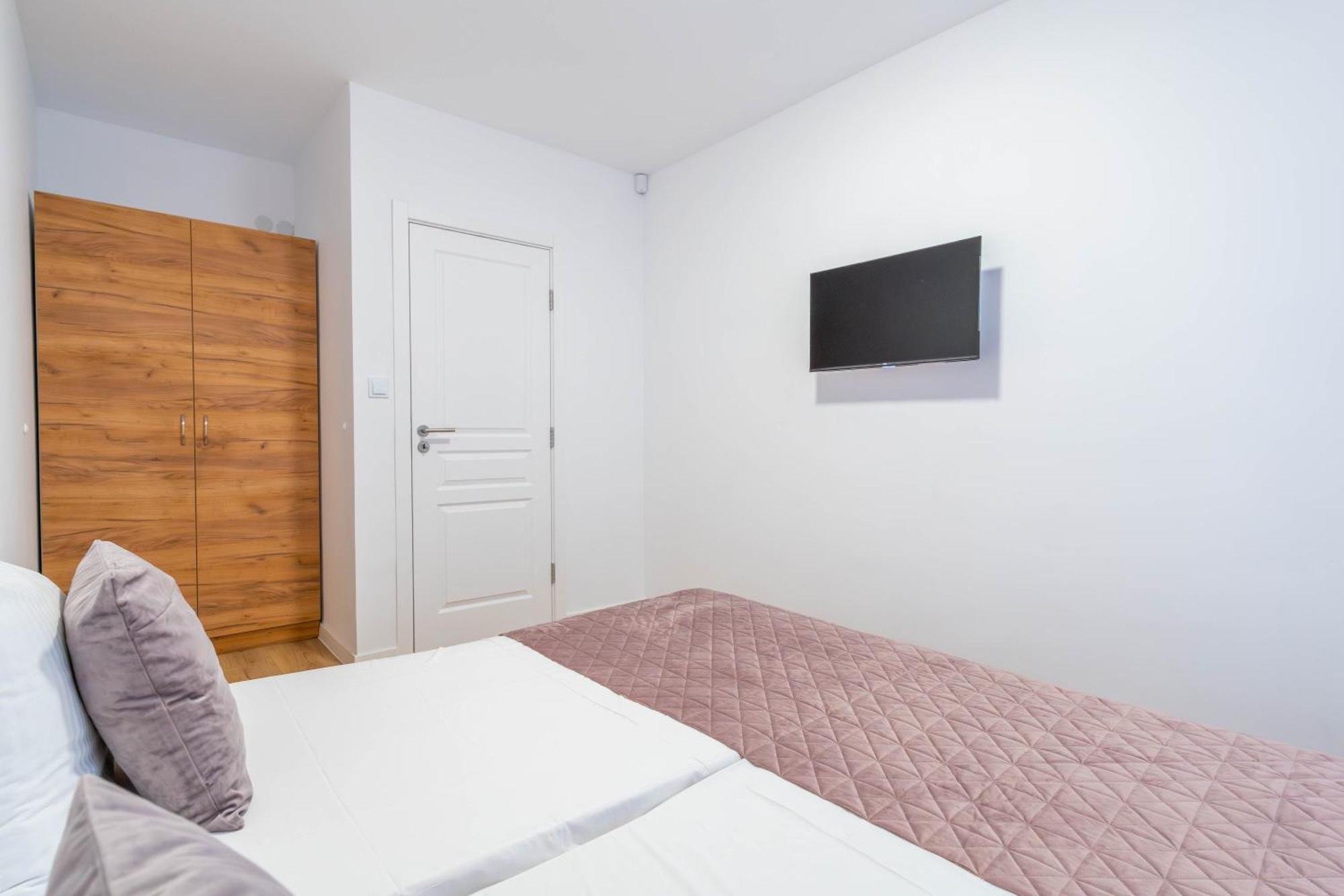 Obrochishte Geranium Holliday Villas מראה חיצוני תמונה